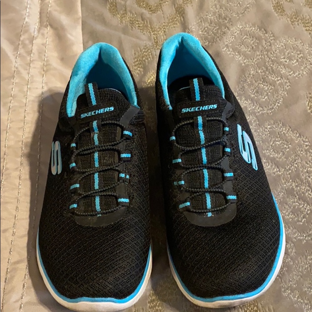 Skecher shoes